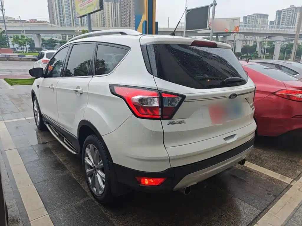 Ford Kuga 2017 — фото 5