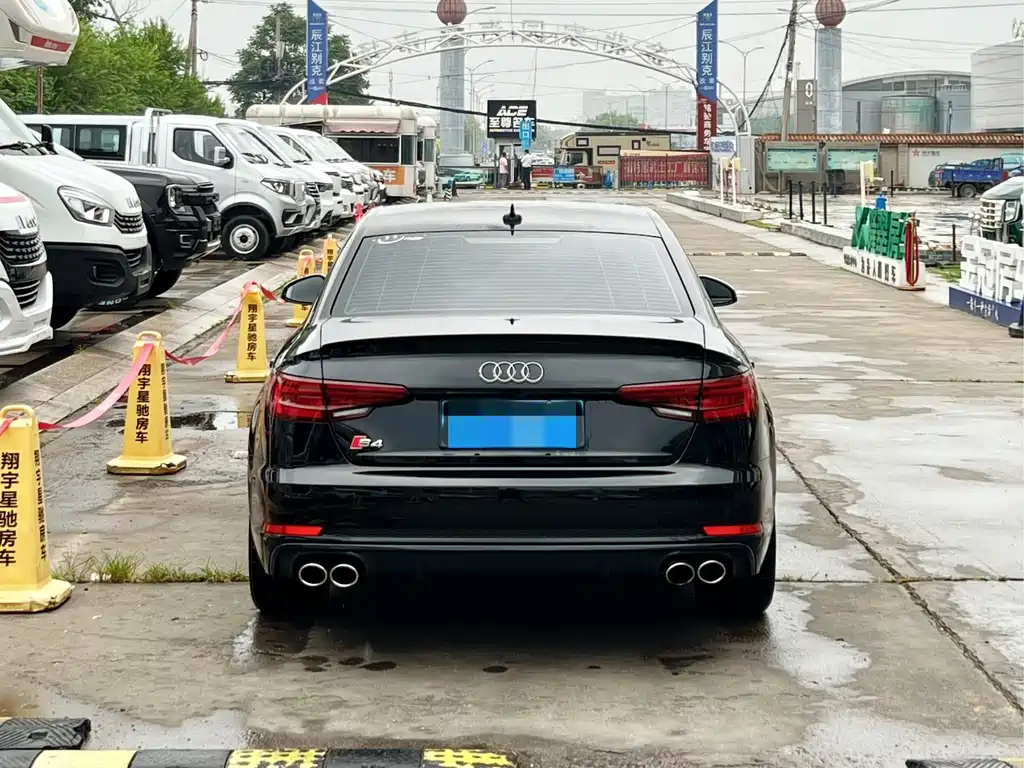Audi S4 2019
