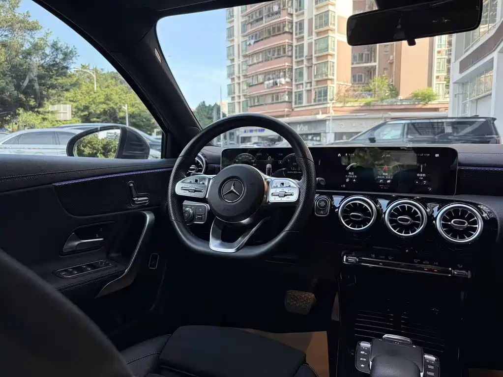 Mercedes-Benz A-Class 2020 — фото 10