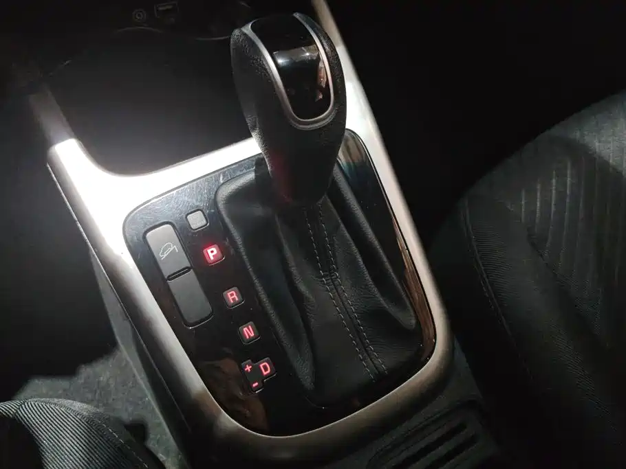 Kia KX3 Proud Running 2015 — фото 16