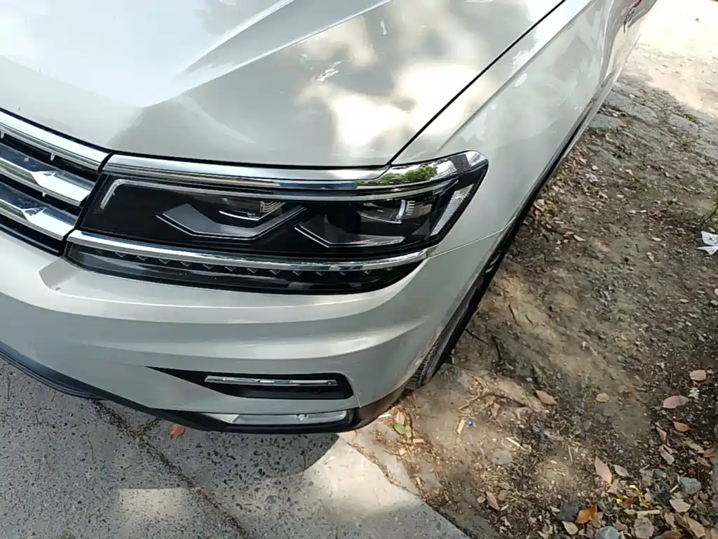 Volkswagen Tiguan L 2017 — фото 24