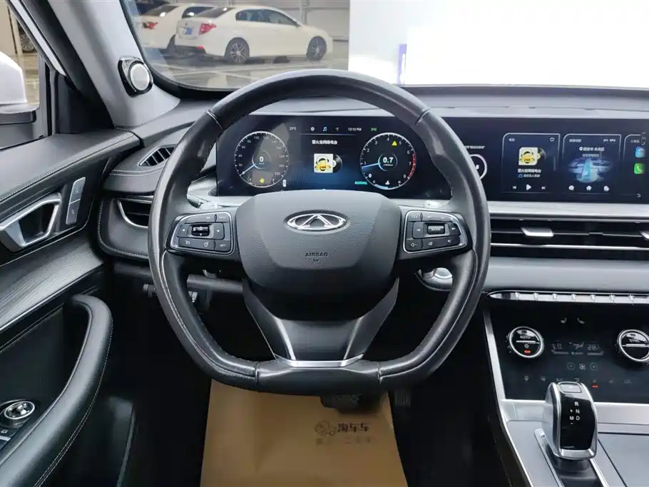 Chery Tiggo 8 2023 — фото 15