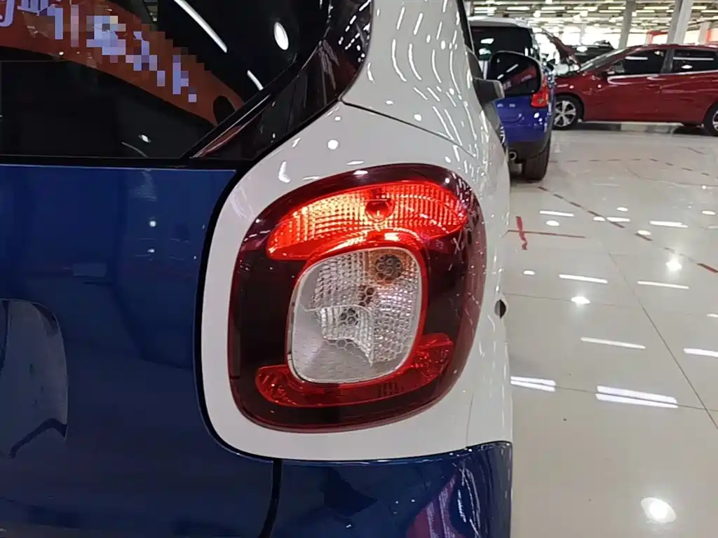 smart Fortwo 2017 — фото 8