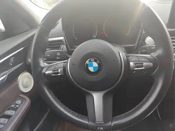 BMW 1 Series 2021