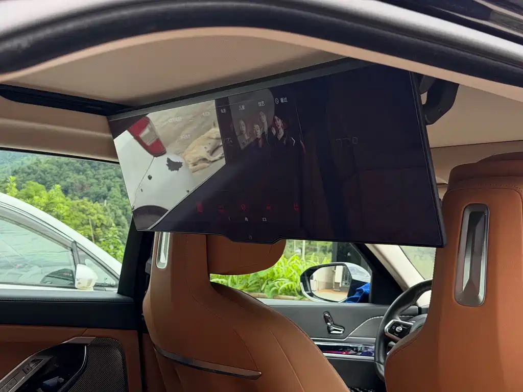 BMW i7 2023 — фото 14