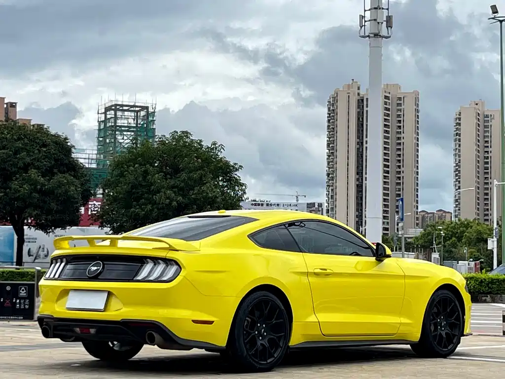 Ford Mustang 2020 — фото 7