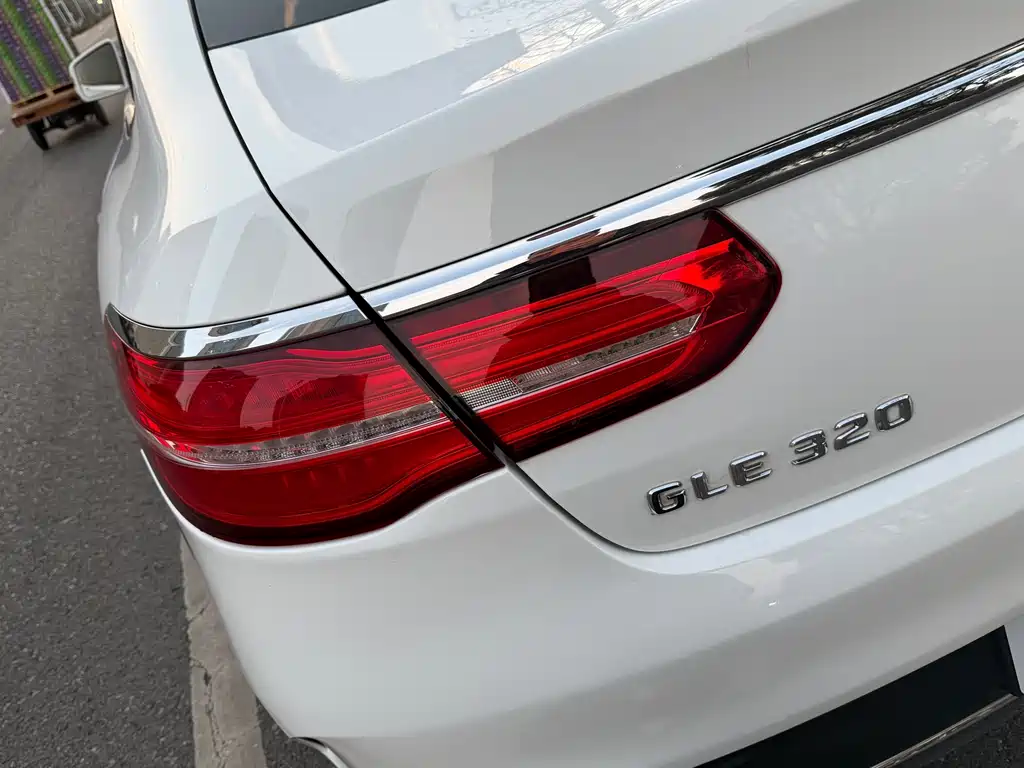Mercedes-Benz GLE Coupe 2015 — фото 19