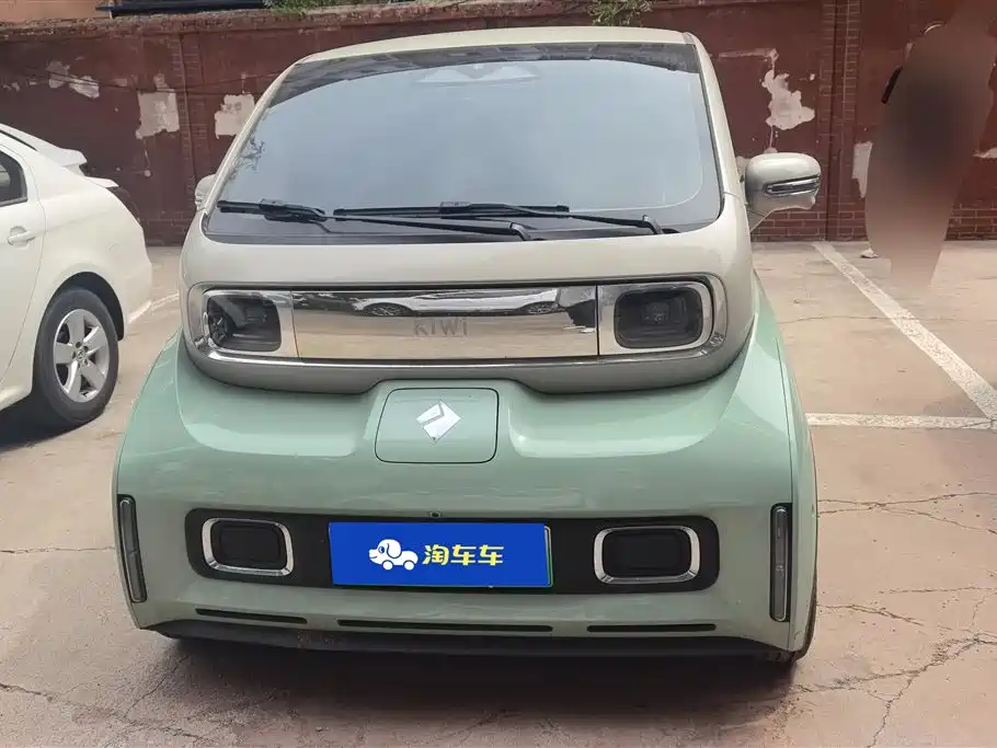 Baojun KiWi EV 2022 — фото 2