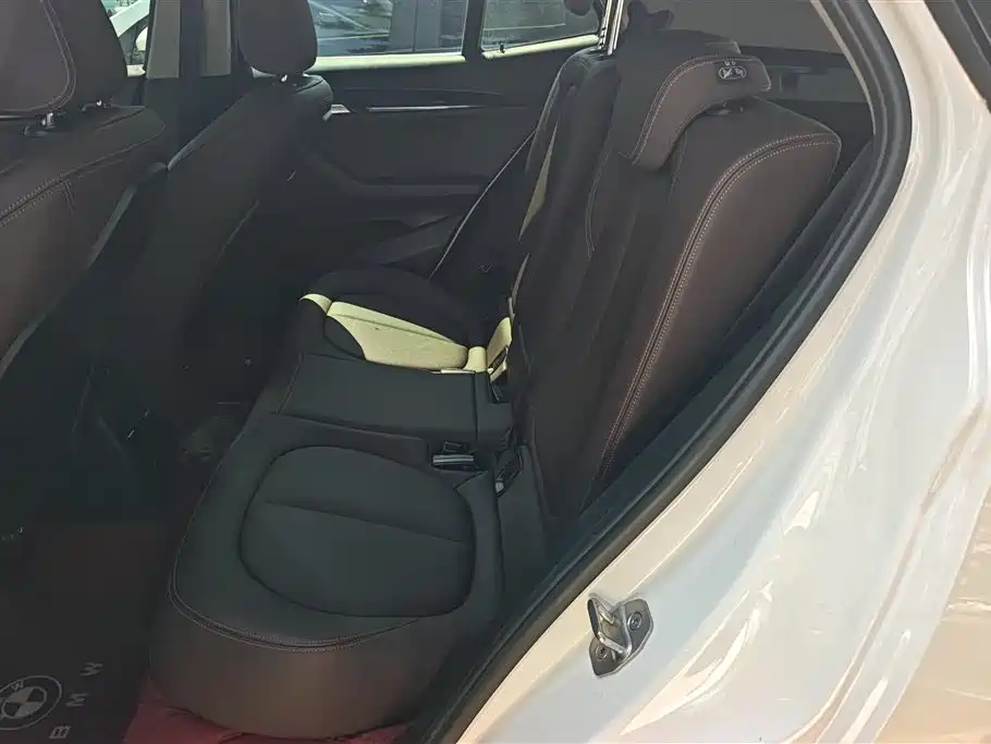 BMW X2 2021 — фото 11