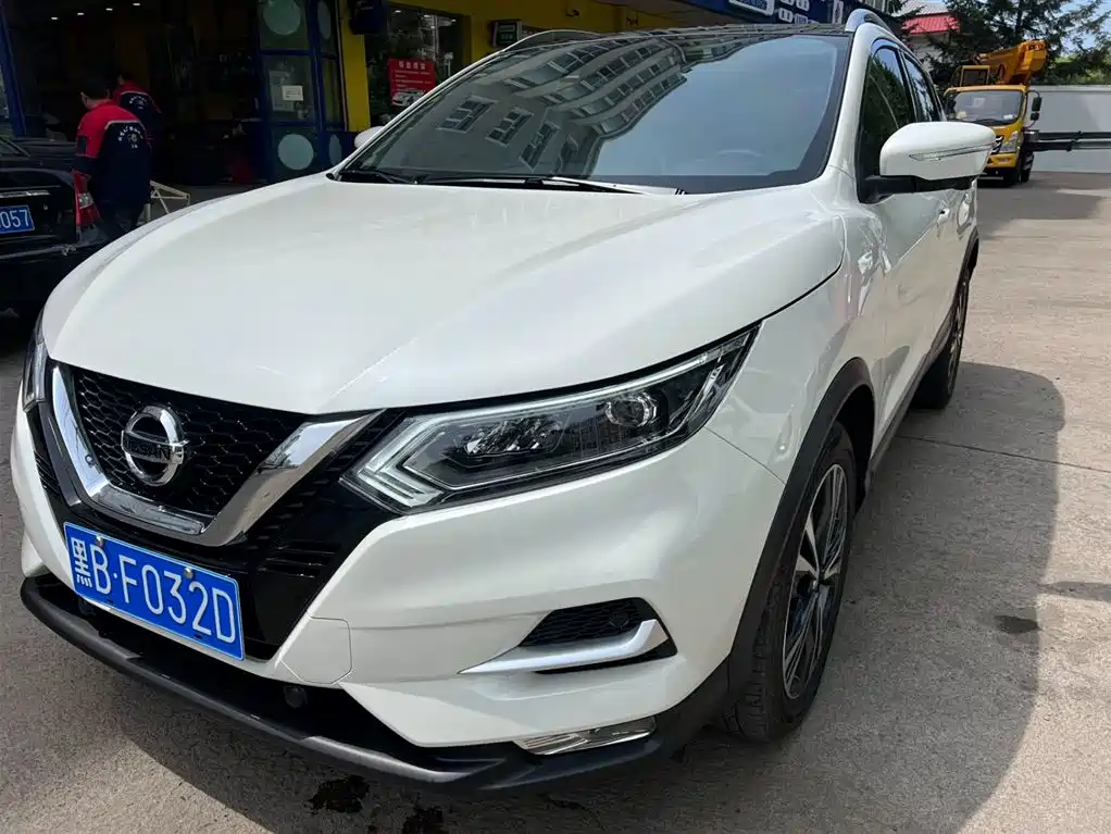 Nissan Qashqai 2021 — фото 1