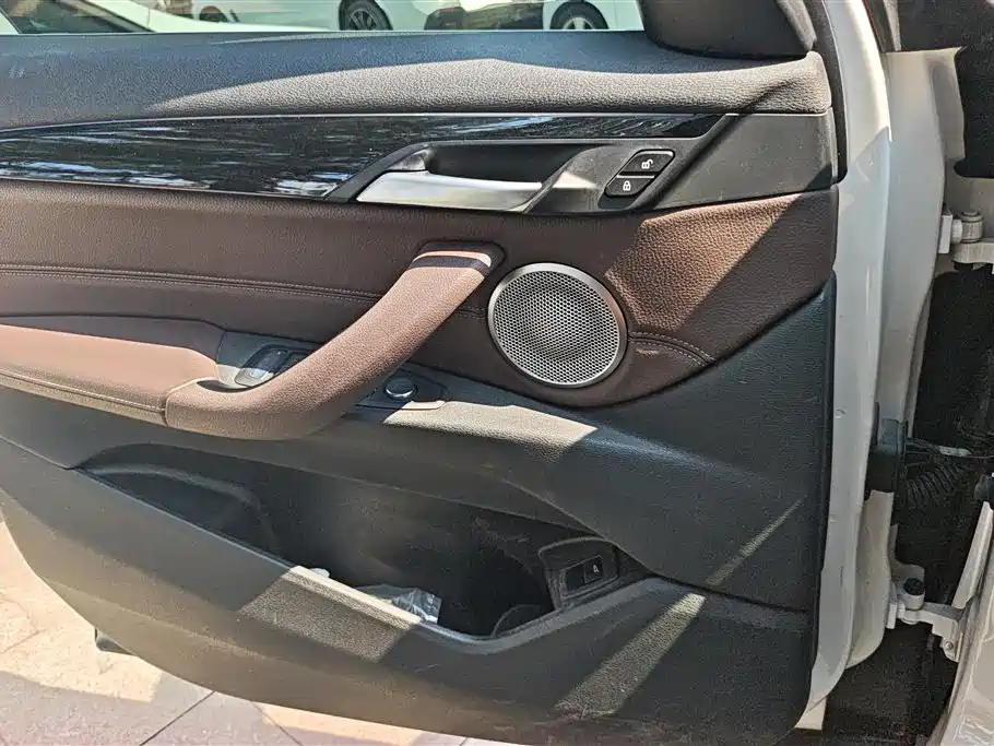 BMW X2 2021