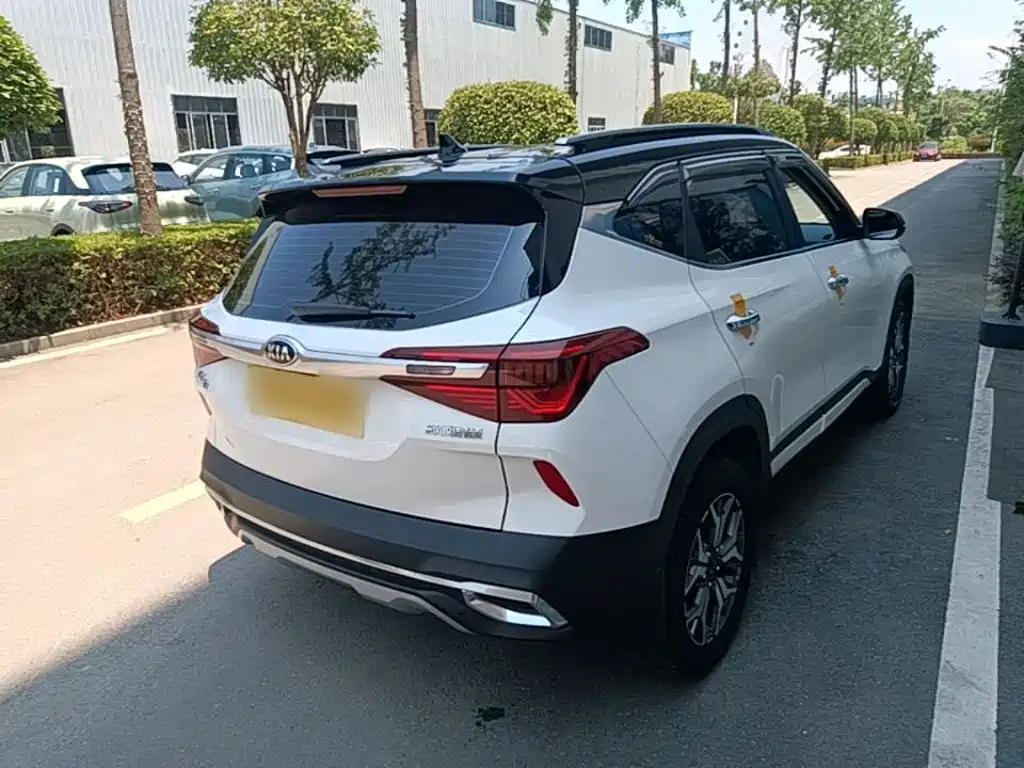 Kia KX3 2020 — фото 7