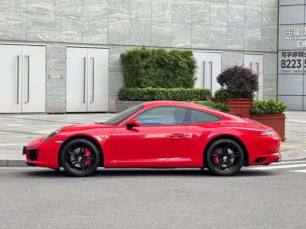 Porsche 911 2017
