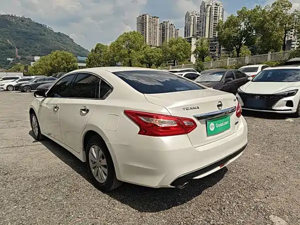 Nissan Teana 2018