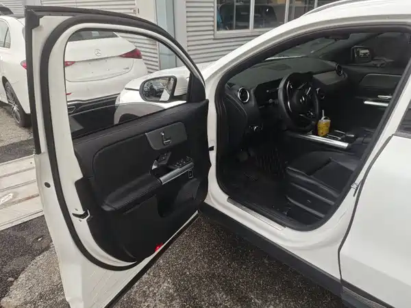 Mercedes-Benz GLA 2021