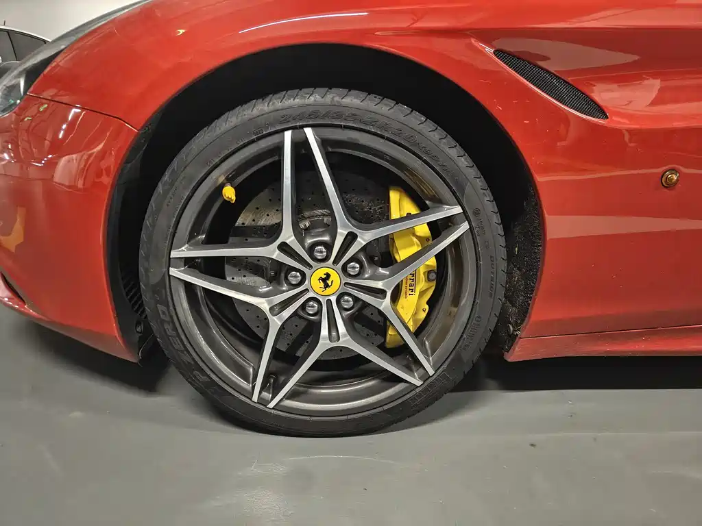Ferrari California T 2015 — фото 5