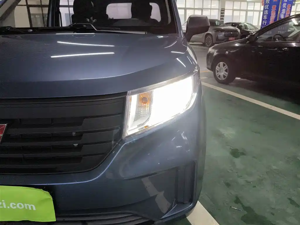 Wuling Hongguang PLUS 2023 — фото 24