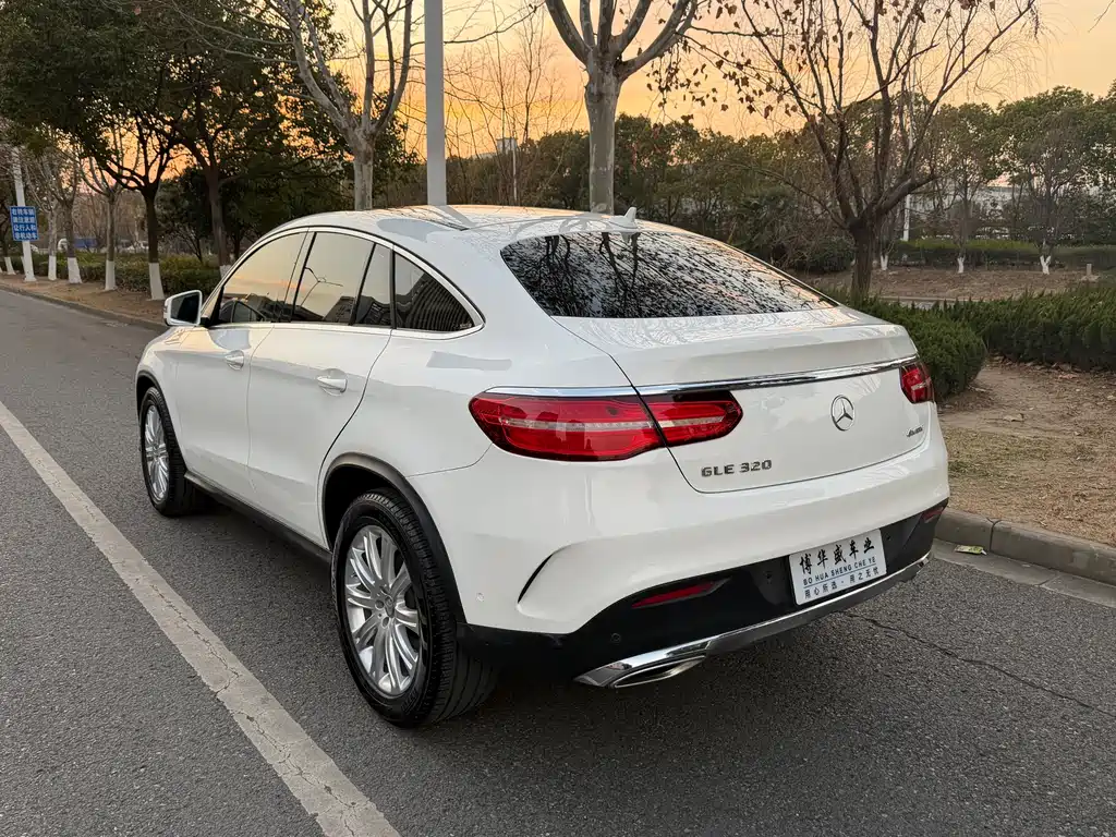 Mercedes-Benz GLE Coupe 2015 — фото 20