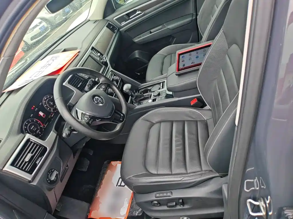 Volkswagen Teramont 2017 — фото 15