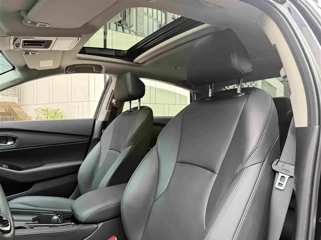 Honda Inspire 2025 — фото 17