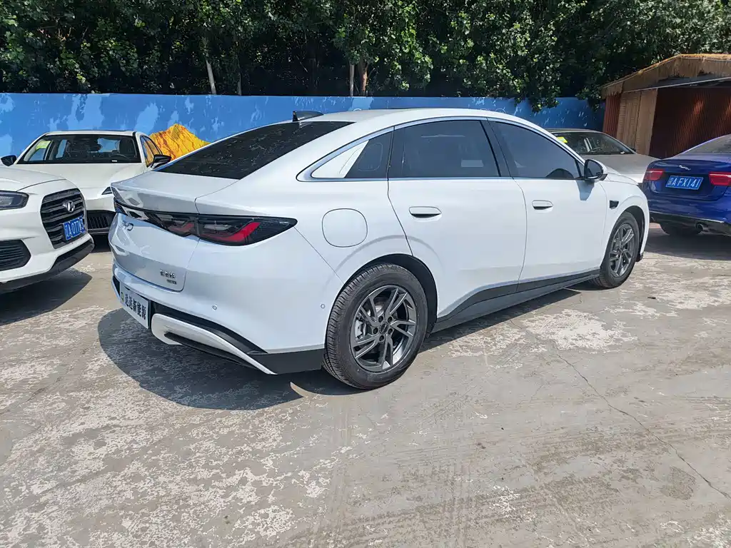BYD Seal 06 2025
