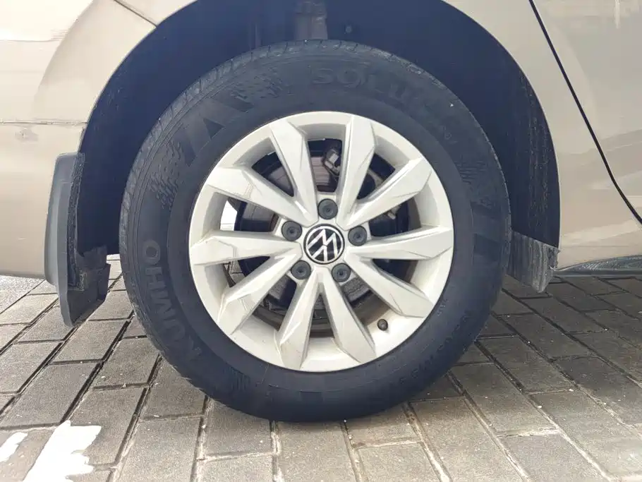 Volkswagen Bora 2021