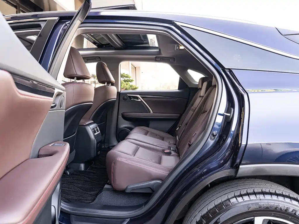 Lexus RX 2022 — фото 10
