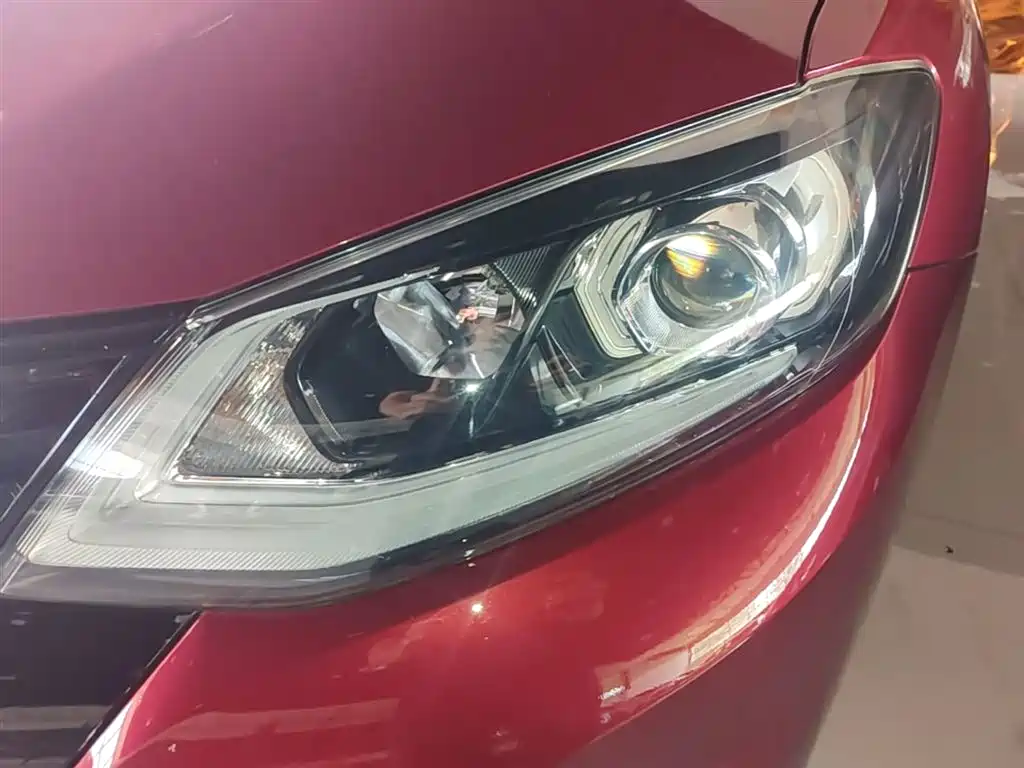 Nissan Tiida 2019 — фото 24