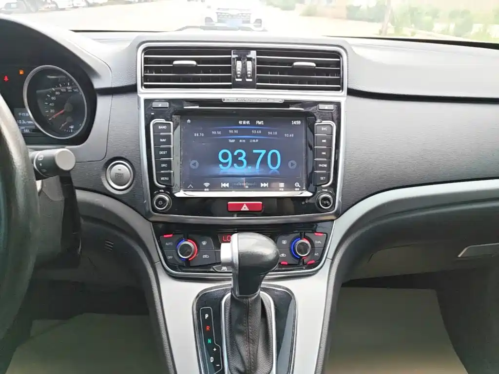 Haval H6 2017 — фото 13