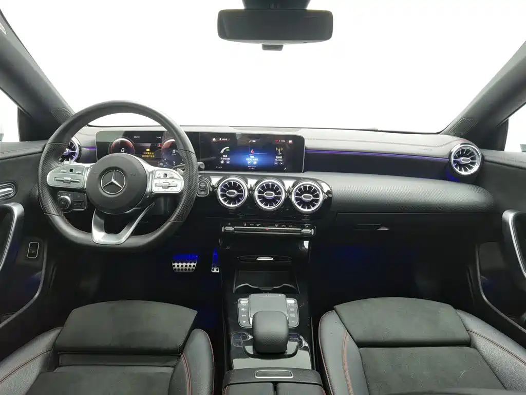 Mercedes-Benz CLA 2020 — фото 5