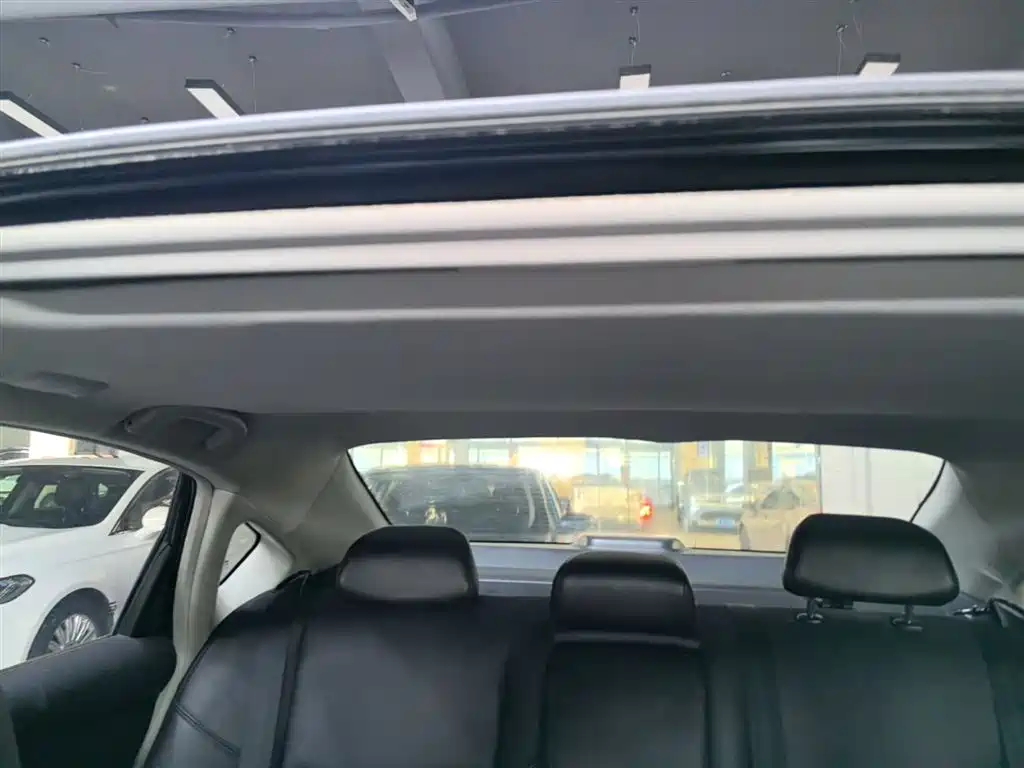 Nissan Teana 2015 — фото 18