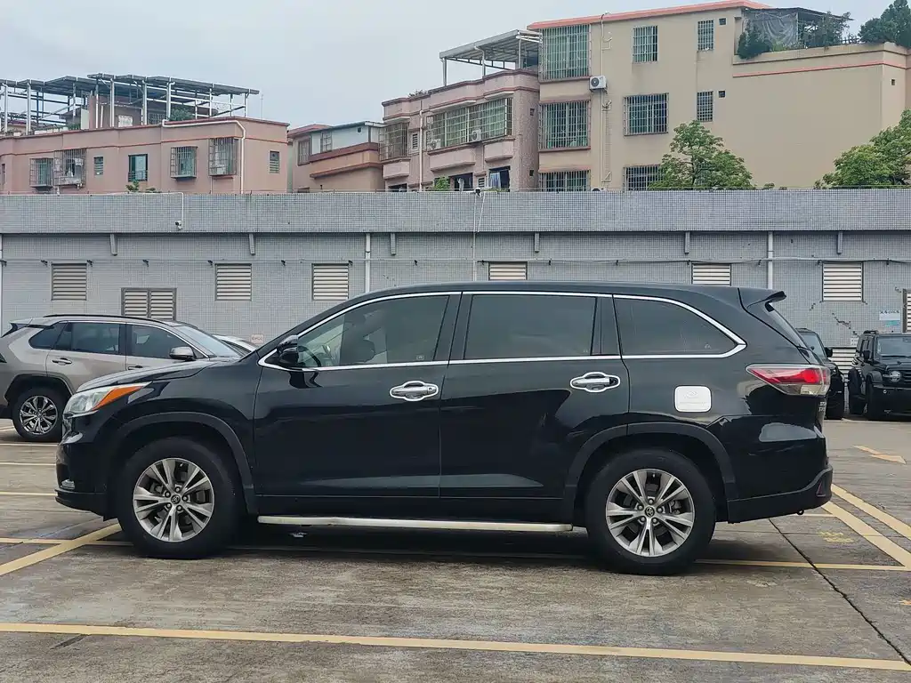 Toyota Highlander 2018