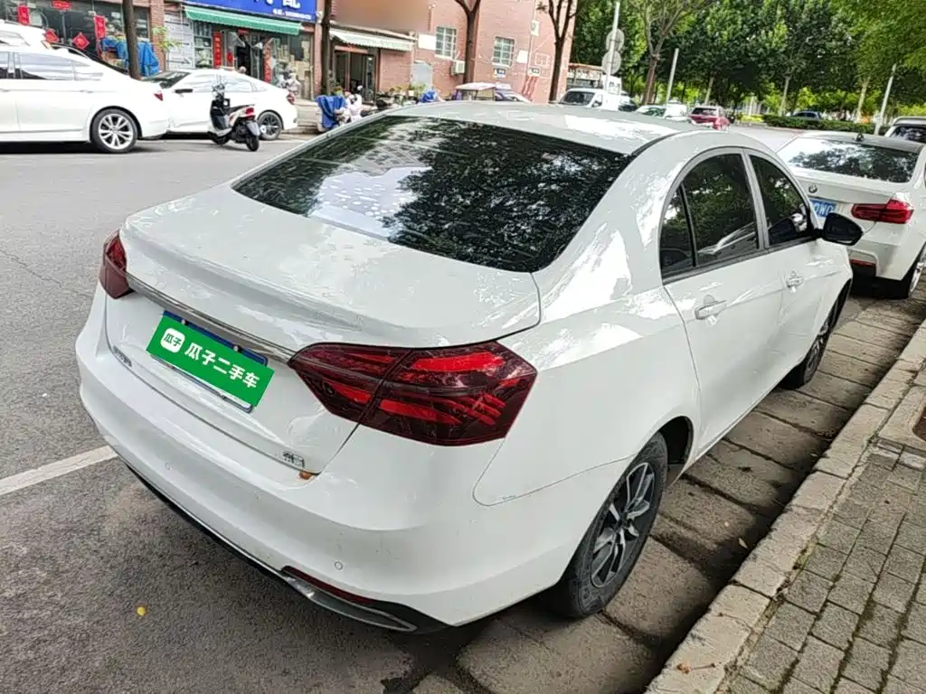 Geely Emgrand 2019
