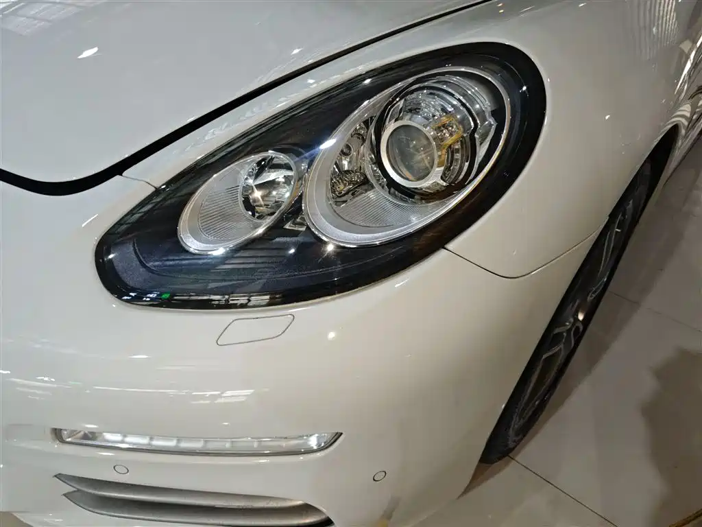 Porsche Panamera 2015 — фото 18