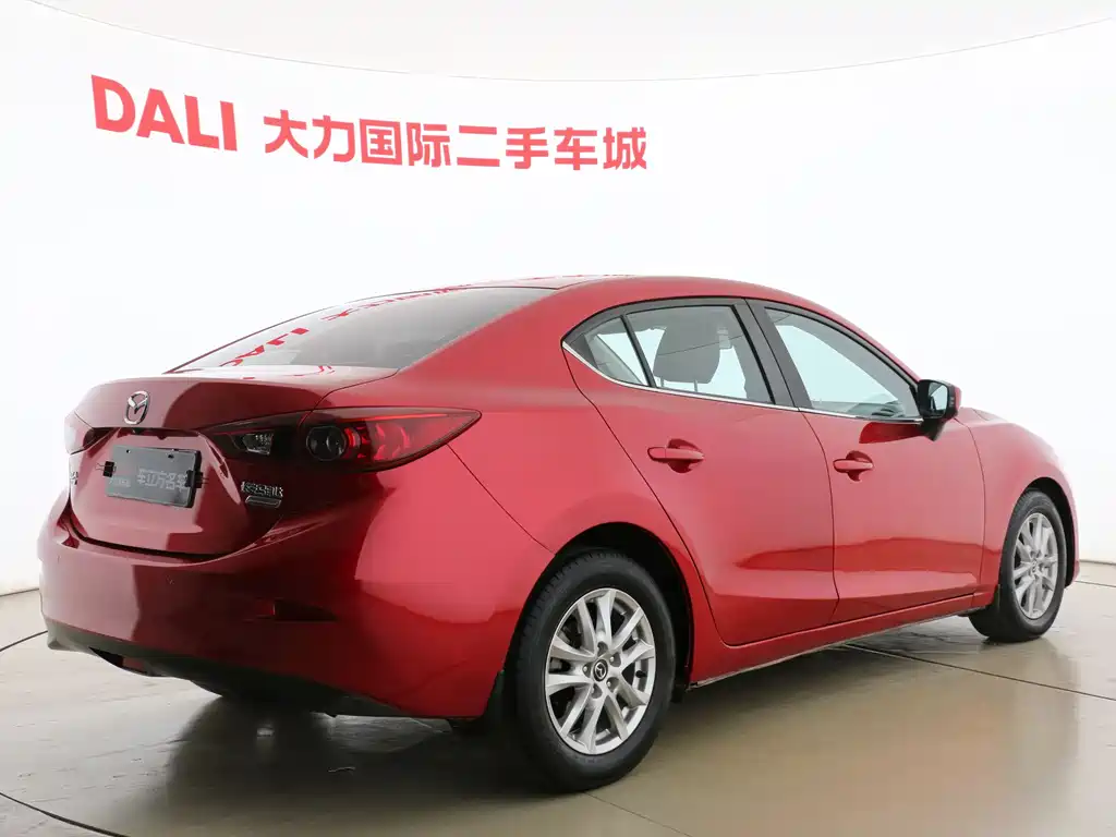Mazda 3 Axela 2016 — фото 15