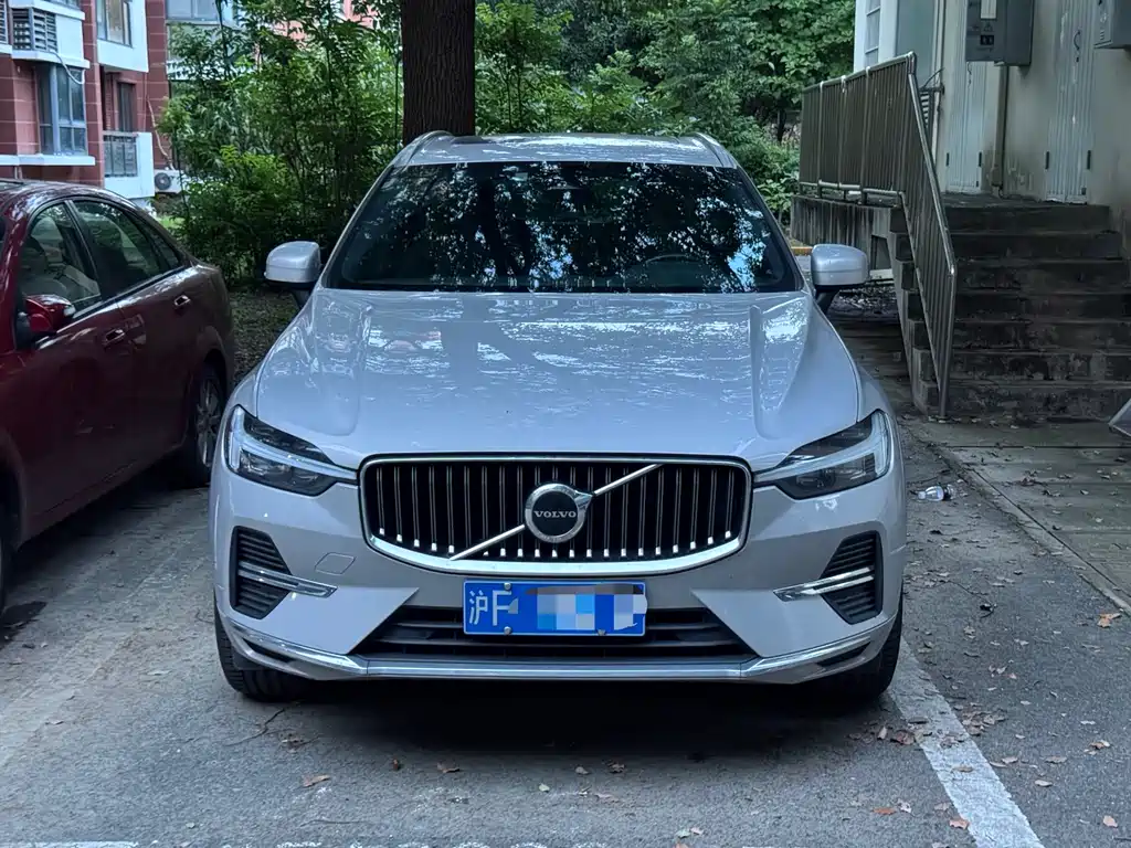 Volvo XC60 2022