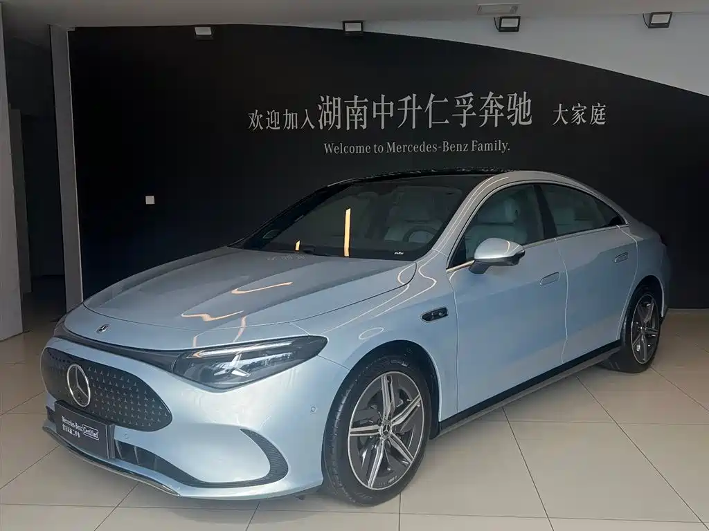 Mercedes-Benz CLA EV 2025