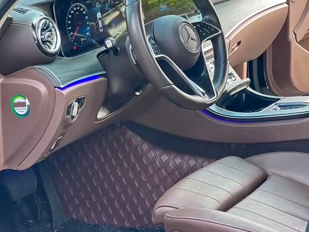 Mercedes-Benz E-Class 2023