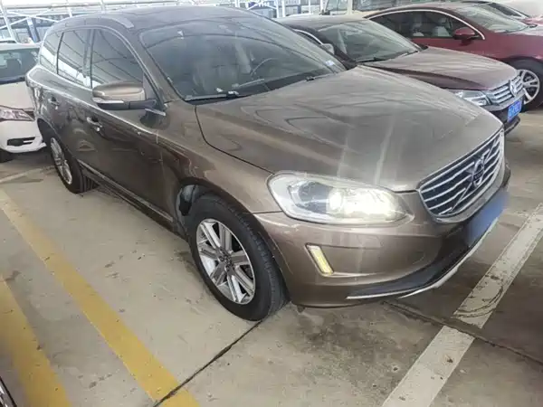 Volvo XC60 2015