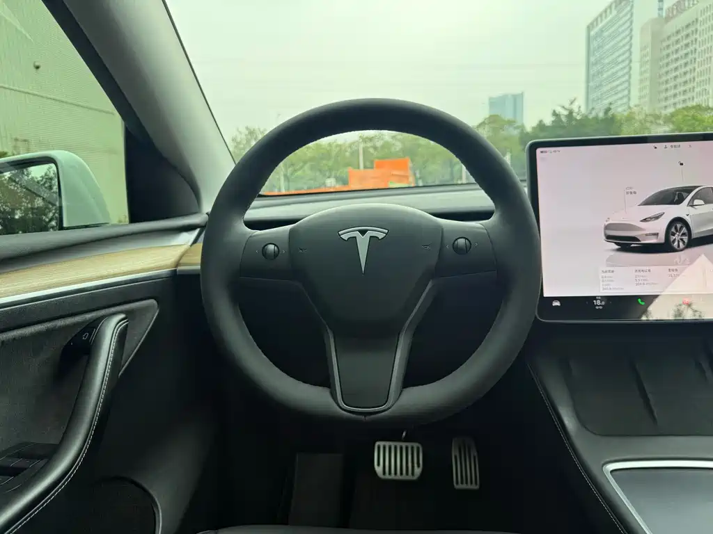 Tesla Model Y 2022 — фото 6