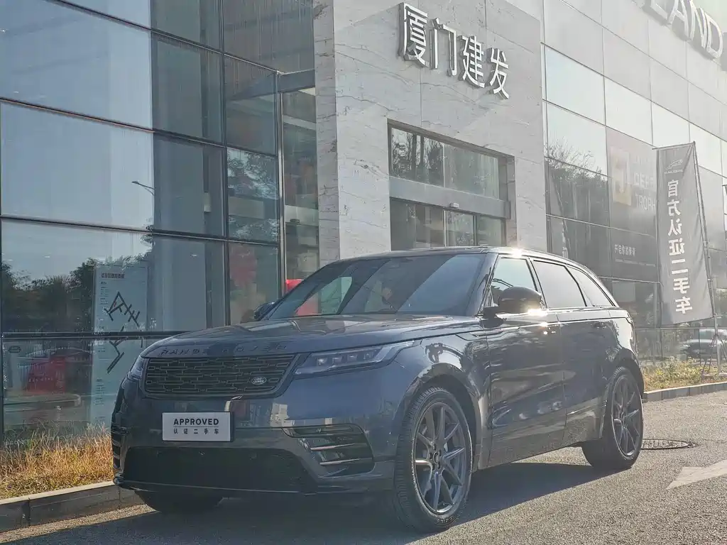 Land Rover Velar 2024 — фото 1