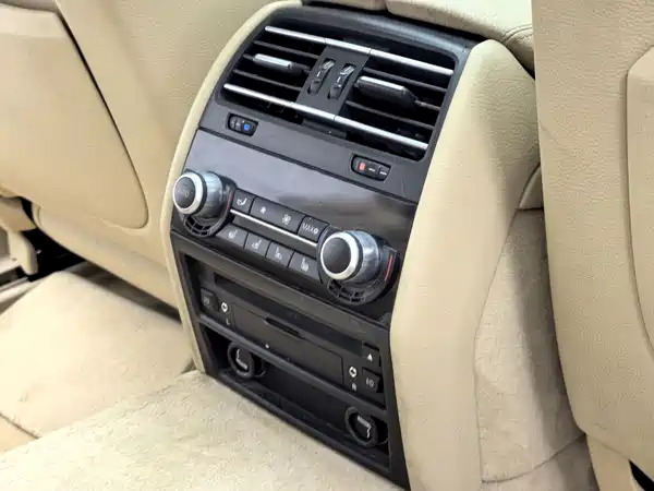 BMW 7 Series 2009