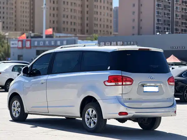 Maxus G10 2015