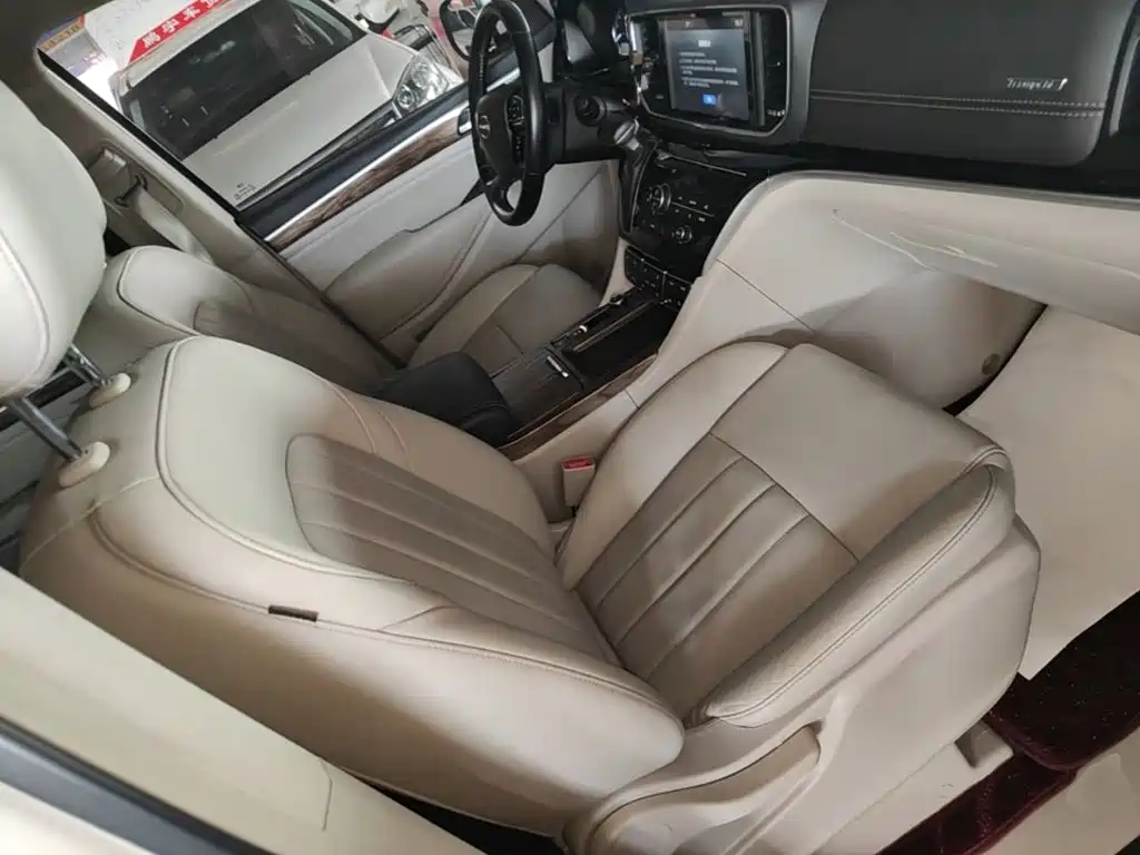 GAC Motor Trumpchi M8 2019 — фото 25