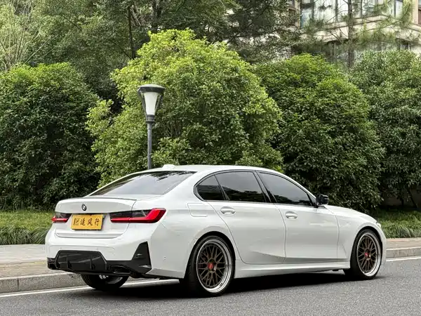 BMW 3 Series 2024