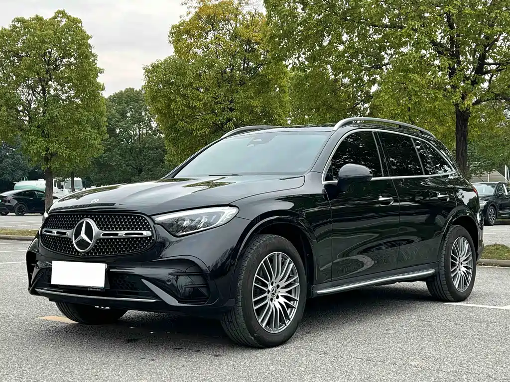 Mercedes-Benz GLC 2024 — фото 1