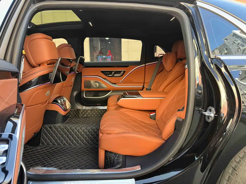 Mercedes-Benz S-Class 2023 — фото 12