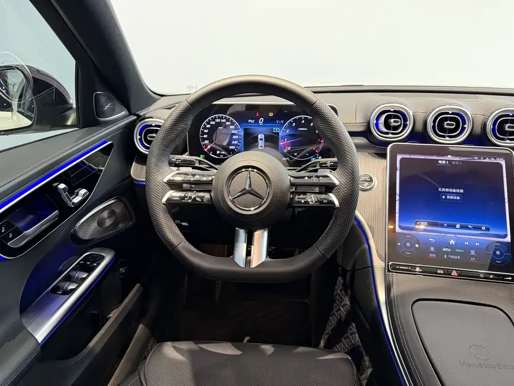 Mercedes-Benz C-Class 2024 — фото 11
