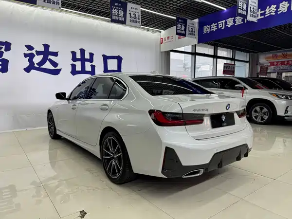 BMW 3 Series 2023