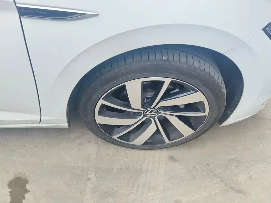 Volkswagen Sagitar 2025